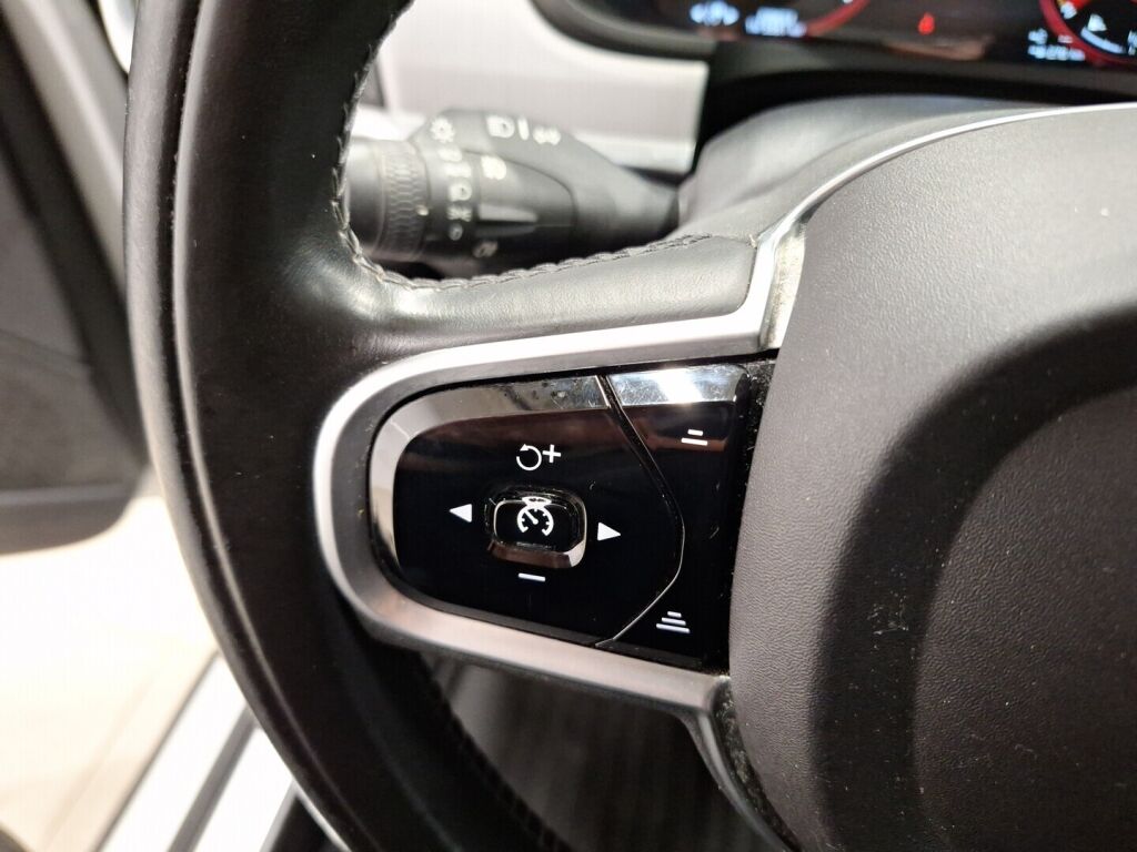 Volvo V90 2018 Valkoinen