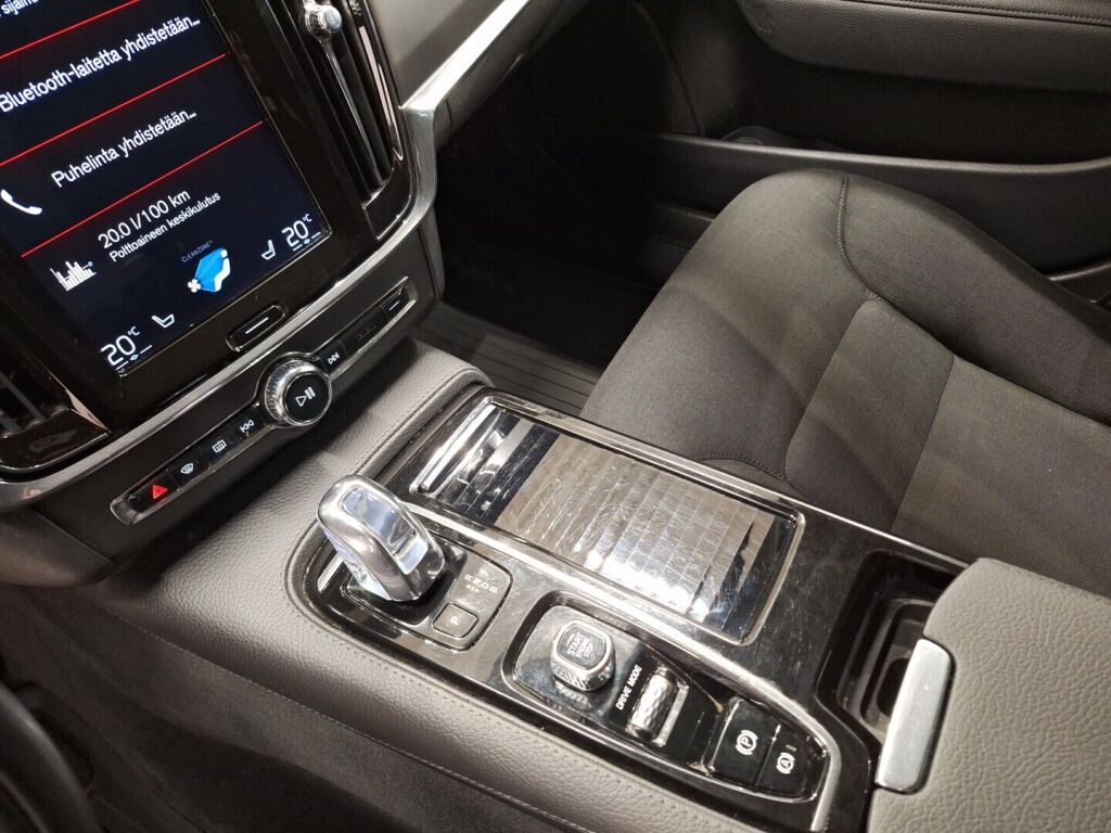 Volvo V90 2018 Valkoinen