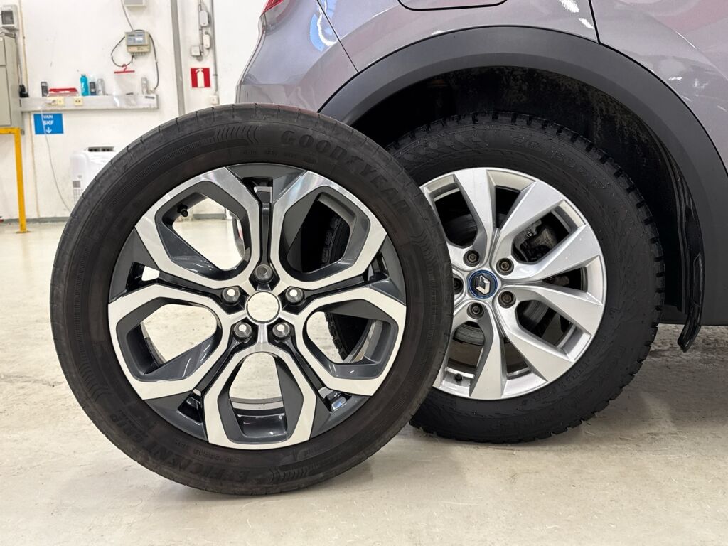 Renault Captur 2022 Harmaa