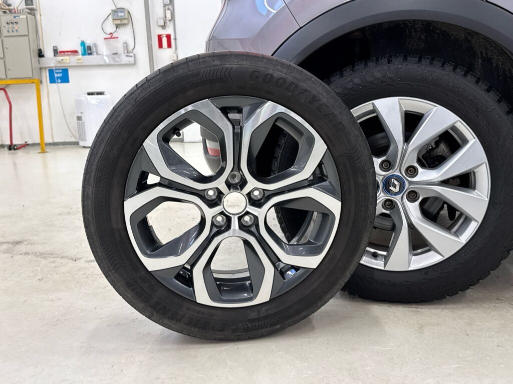 Renault Captur 2022 Harmaa