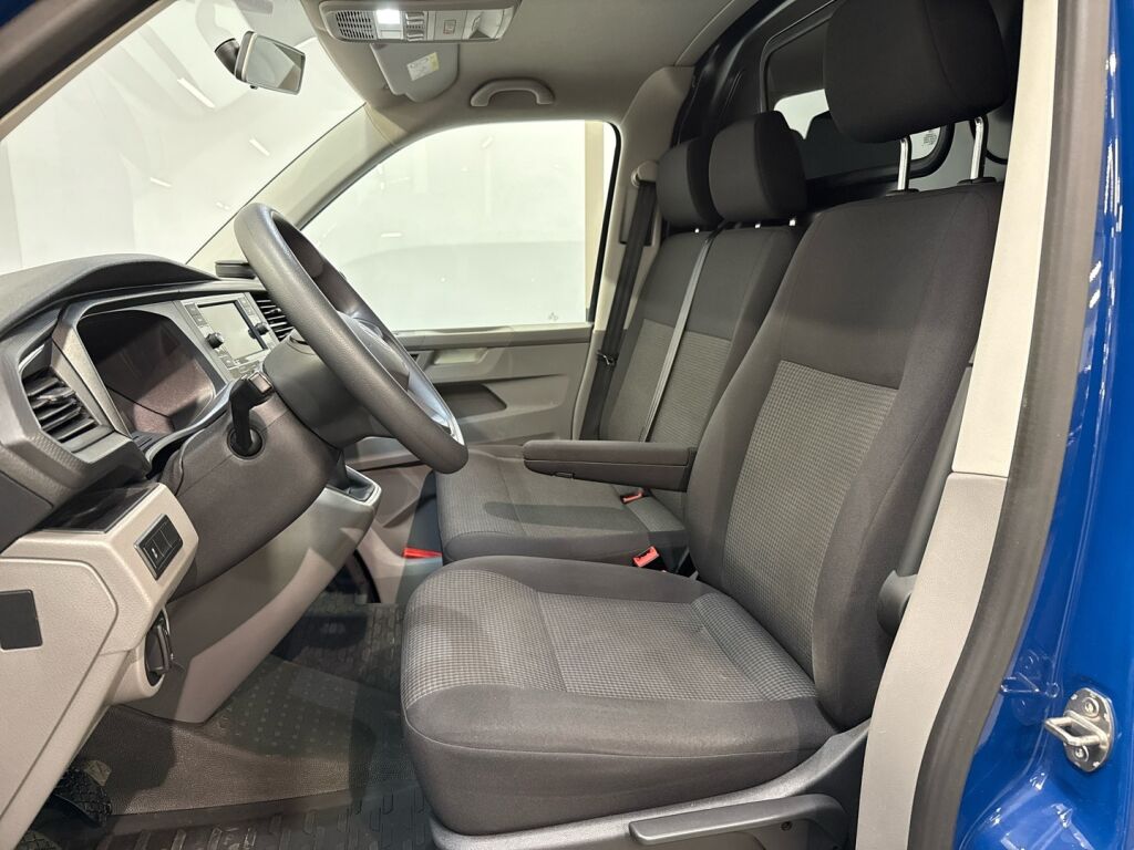 Volkswagen Transporter 2021 Sininen
