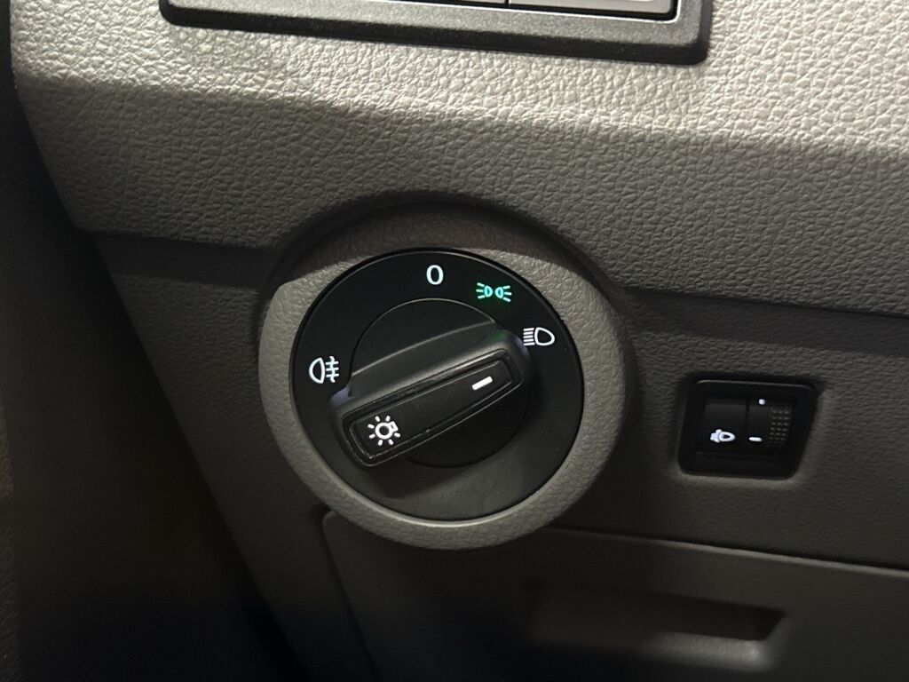 Volkswagen Transporter 2021 Sininen