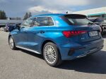 Audi A3 2022 Sininen