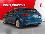 Audi A3 2022 Sininen