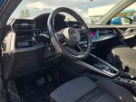 Audi A3 2022 Sininen