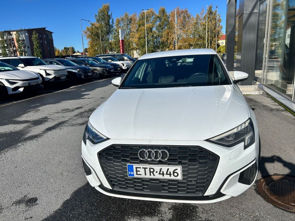 Audi A3 2021 Valkoinen