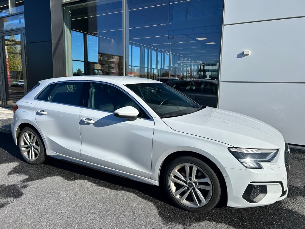 Audi A3 2021 Valkoinen