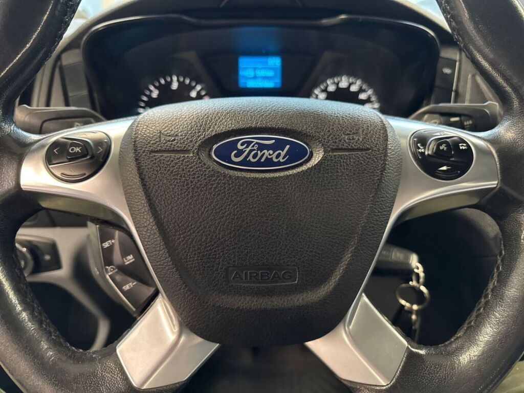 Ford Transit 2017 Sininen