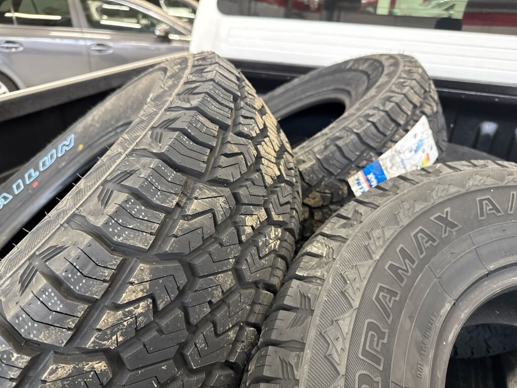 Toyota Hilux 2011 Valkoinen