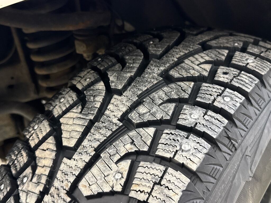 Toyota Hilux 2011 Valkoinen