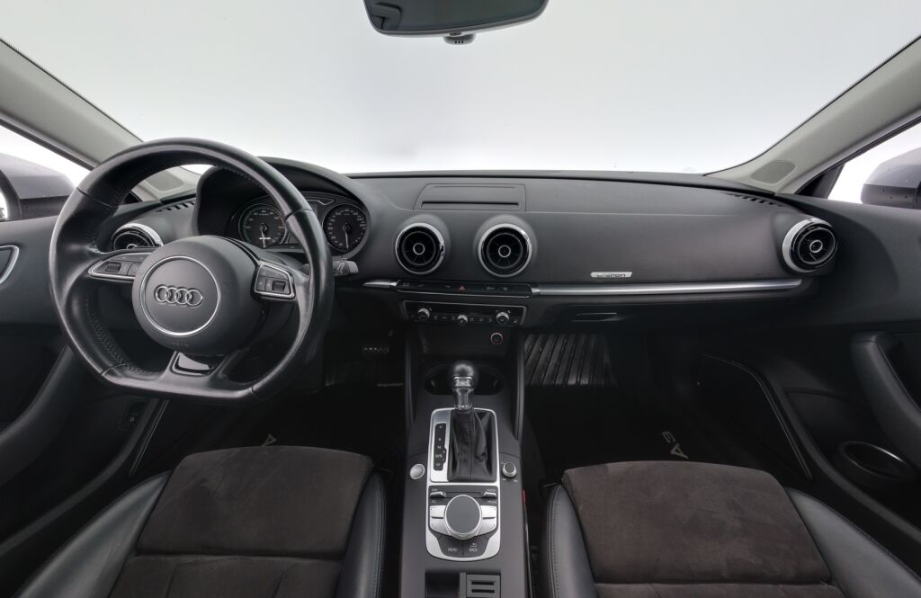 Audi A3 2016 Harmaa