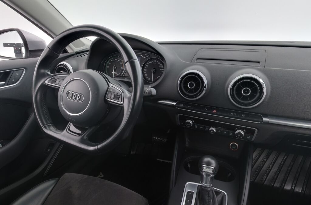 Audi A3 2016 Harmaa
