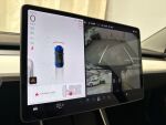 Tesla Model 3 2020 Sininen