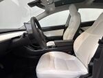 Tesla Model 3 2020 Sininen