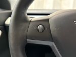 Tesla Model 3 2020 Sininen