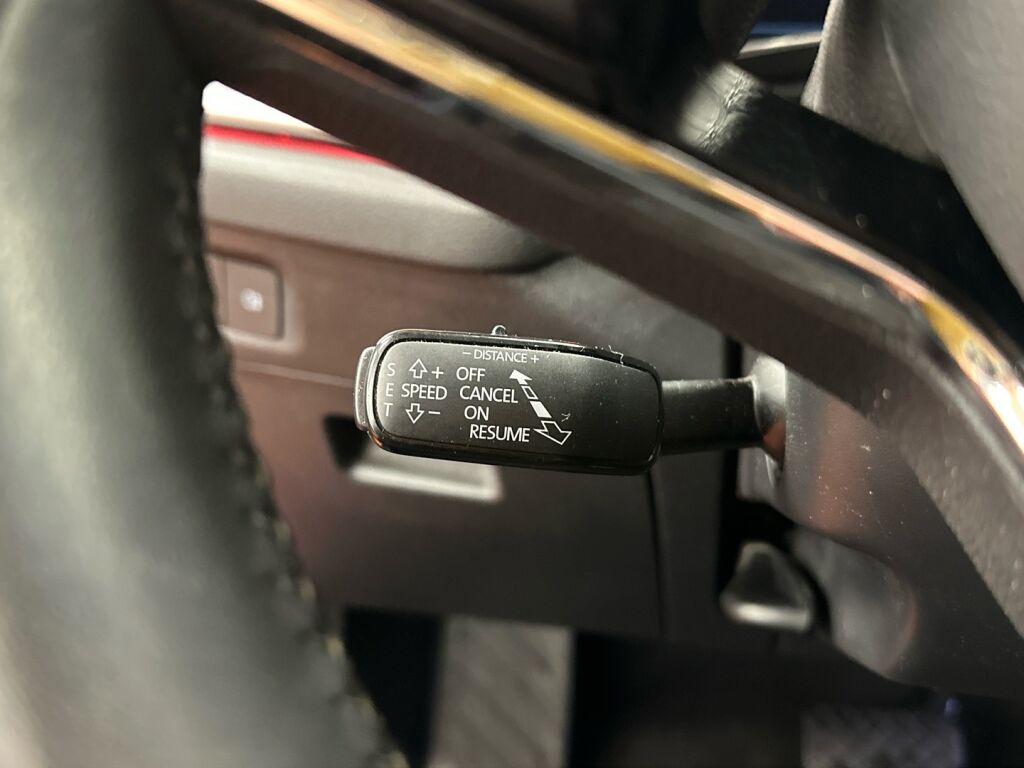 Skoda Octavia 2021 Sininen