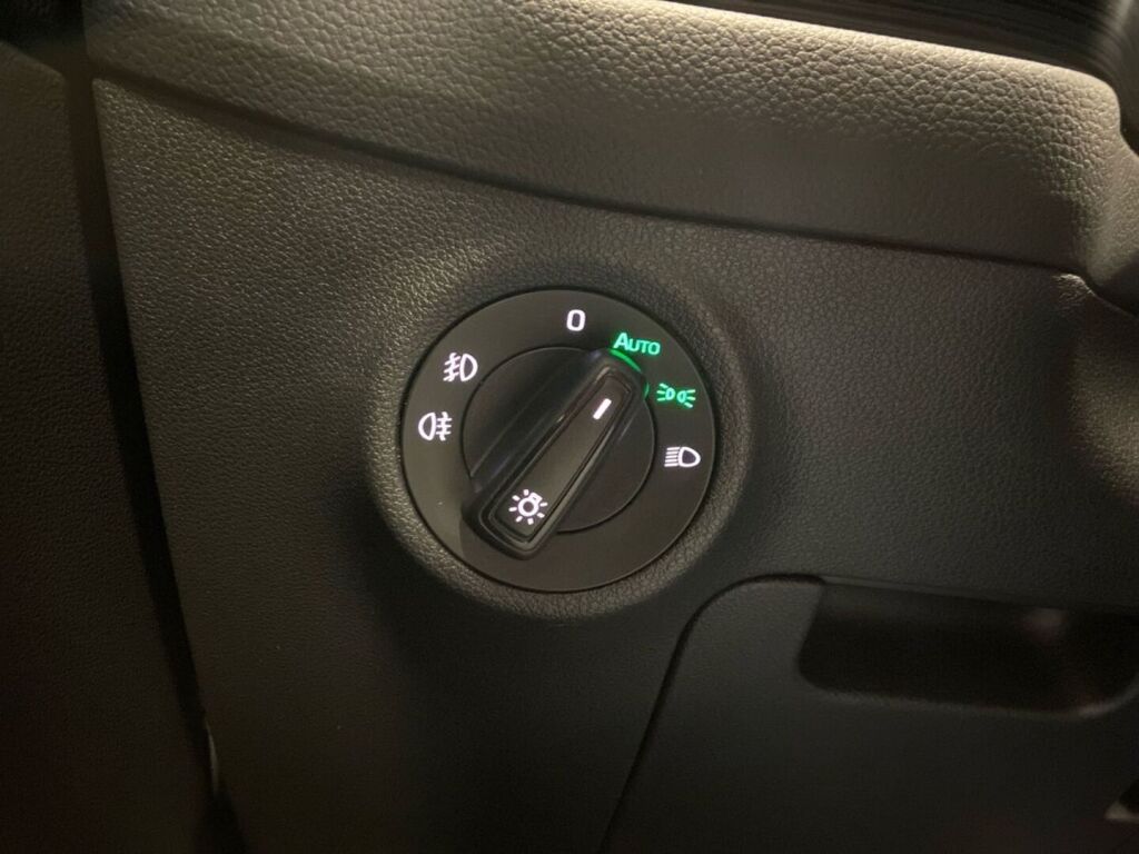 Skoda Kodiaq 2021 Musta