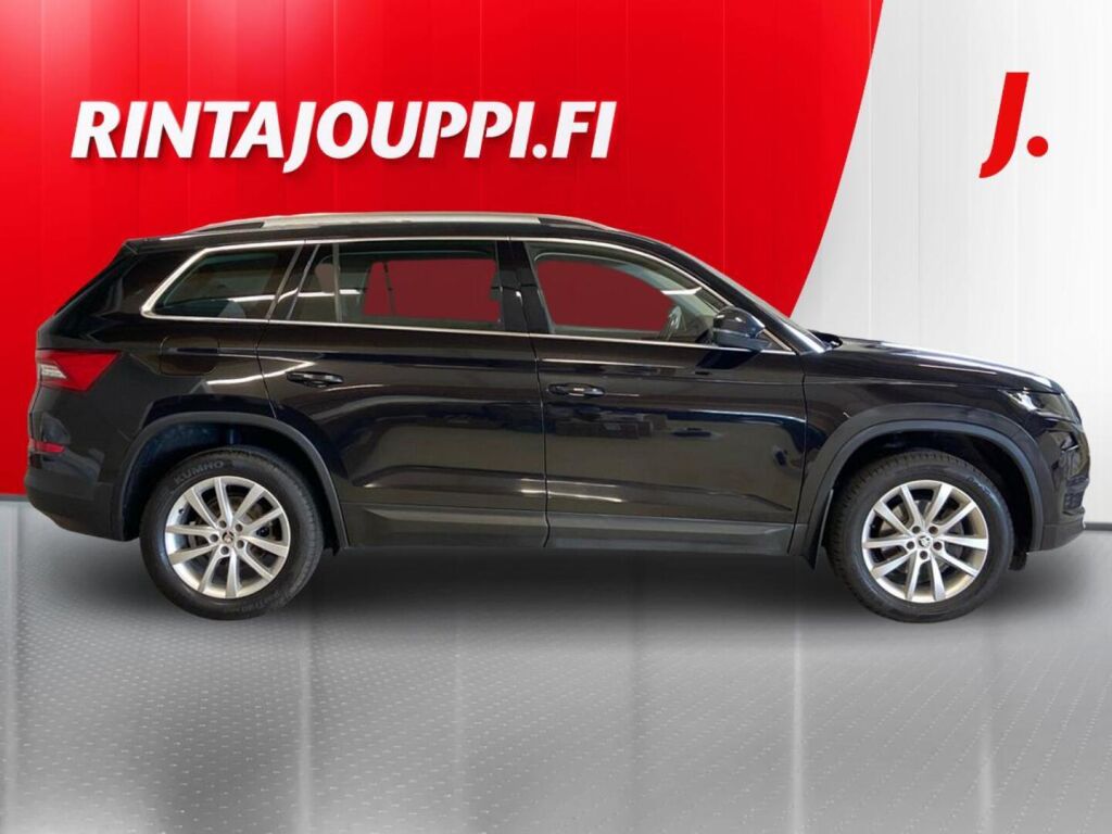 Skoda Kodiaq 2021 Musta