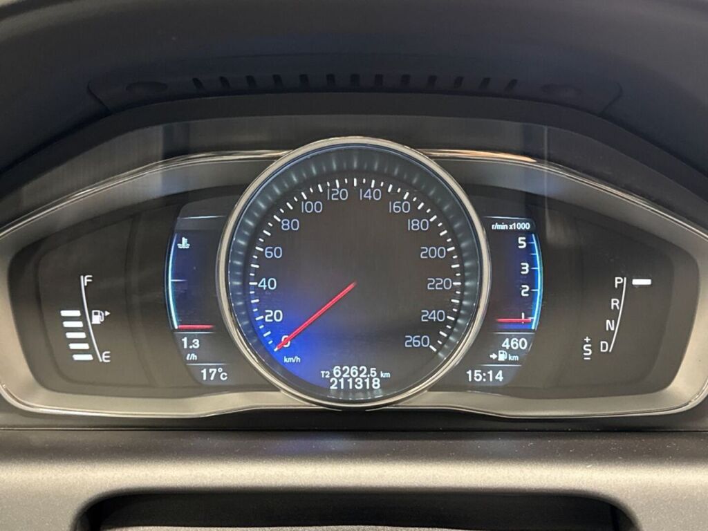 Volvo XC60 2016 Sininen