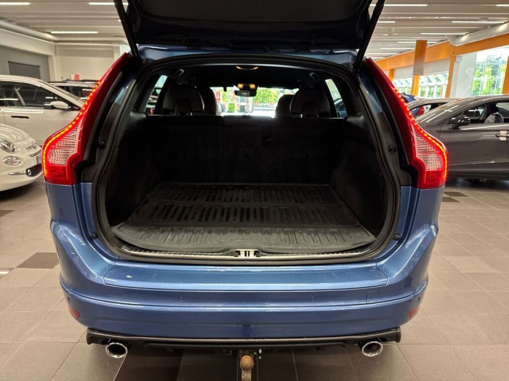 Volvo XC60 2015 Sininen