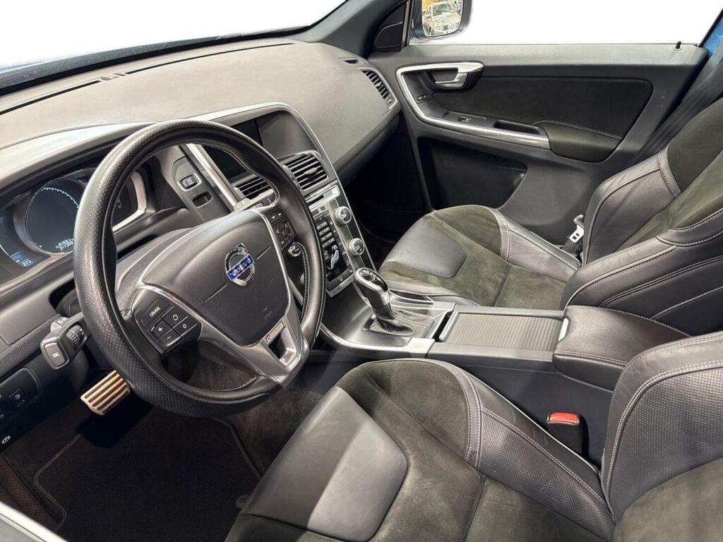 Volvo XC60 2015 Sininen