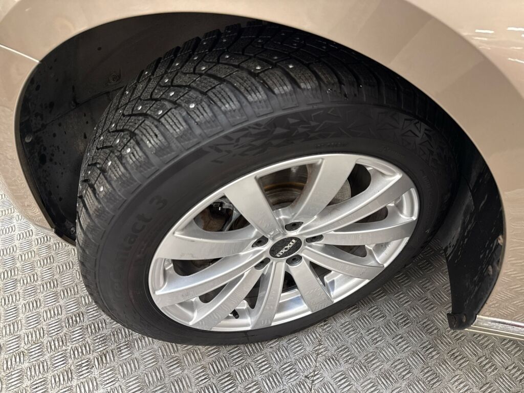 Volkswagen Passat 2016 Ruskea (beige)