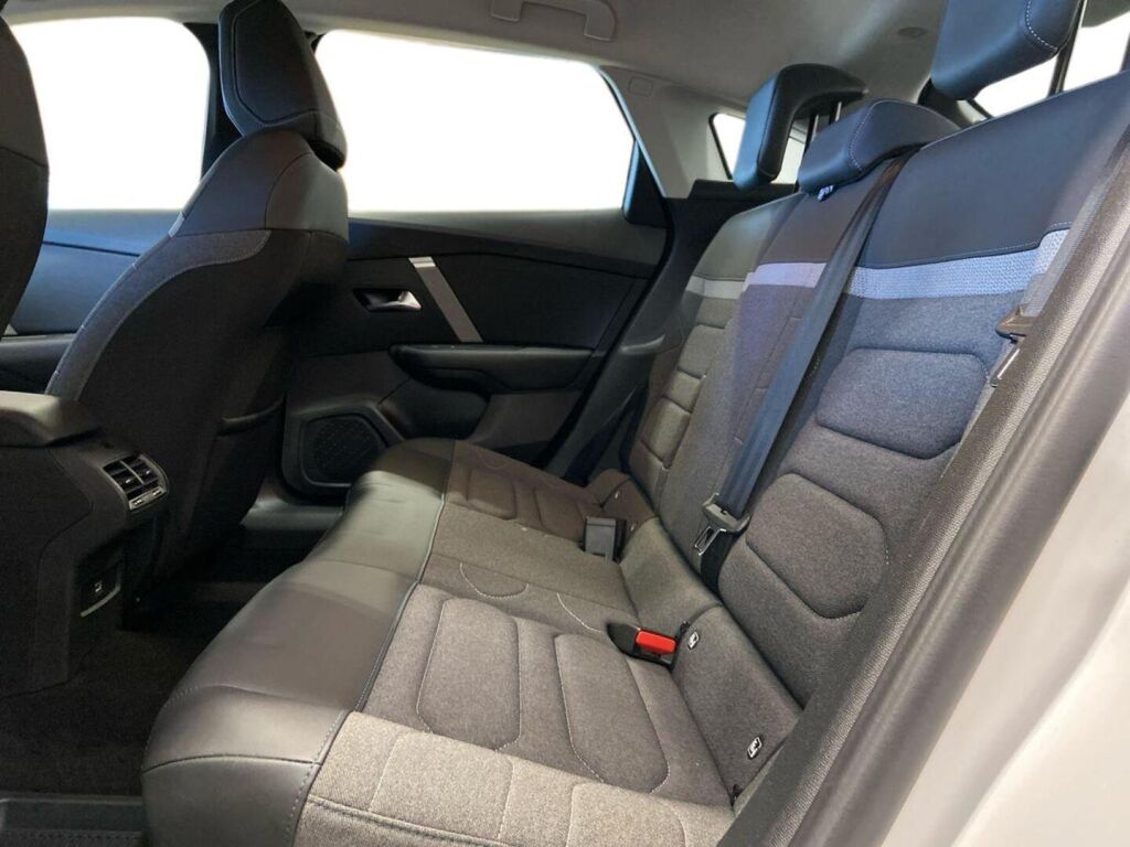 Citroen C4 2021 Valkoinen