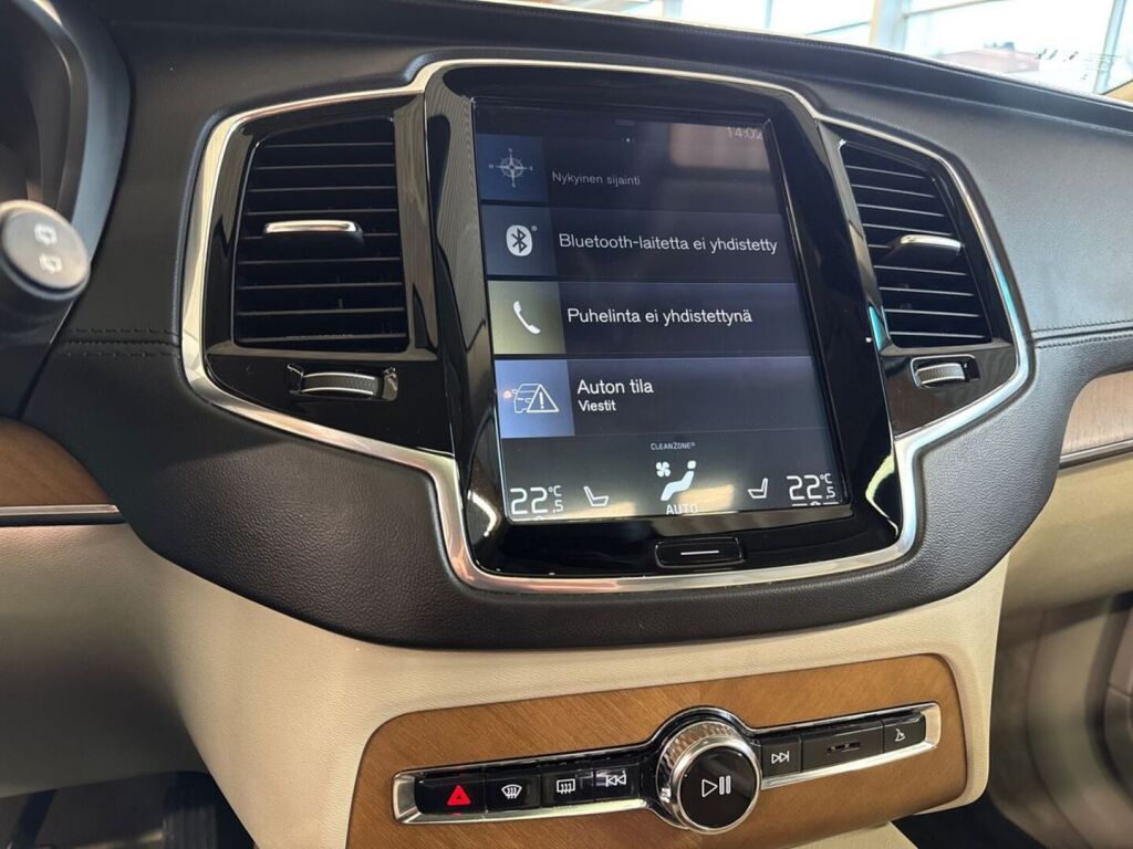 Volvo XC90 2016 Musta