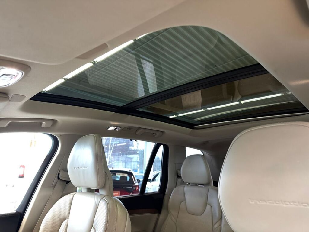 Volvo XC90 2016 Musta