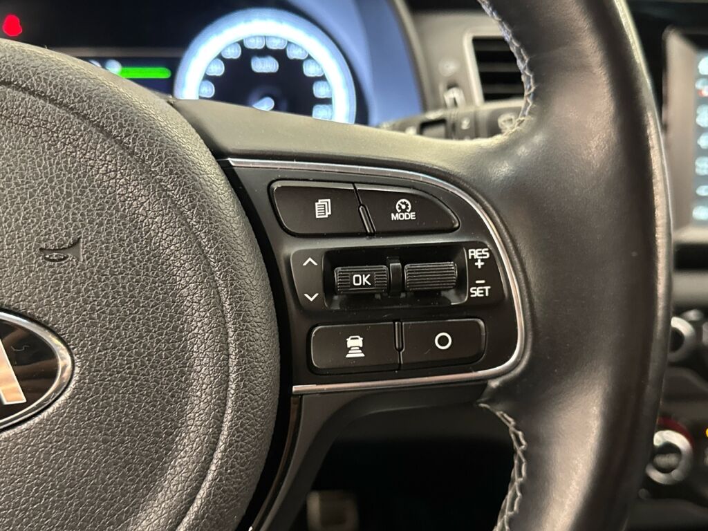 Kia Niro plug-in 2018 Musta