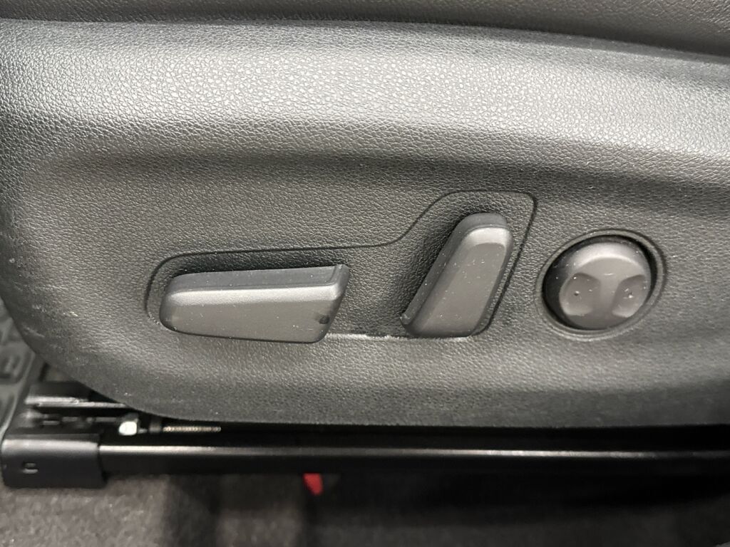 Kia Niro plug-in 2018 Musta