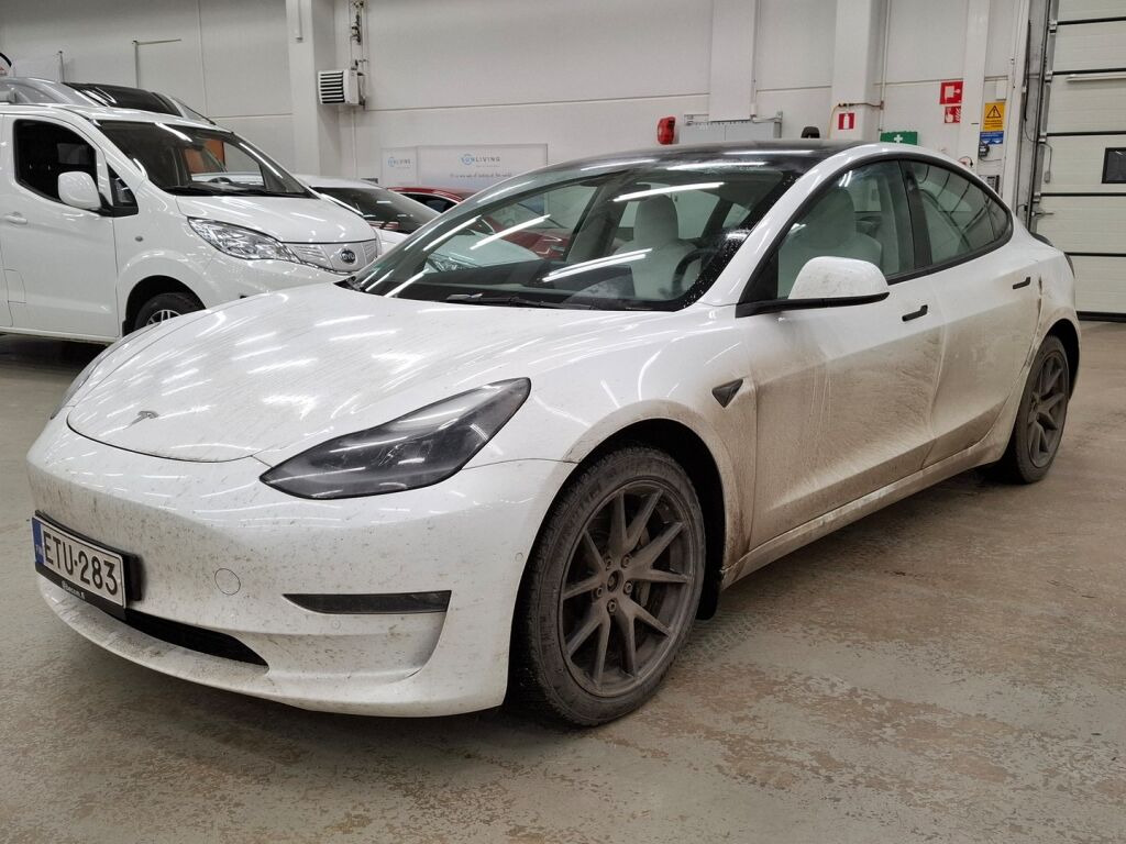 Tesla Model 3 2021 Valkoinen