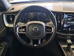 Volvo XC60 2018 Sininen