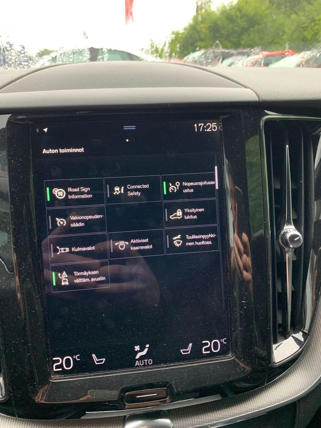 Volvo XC60 2018 Sininen