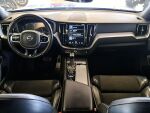 Volvo XC60 2018 Sininen