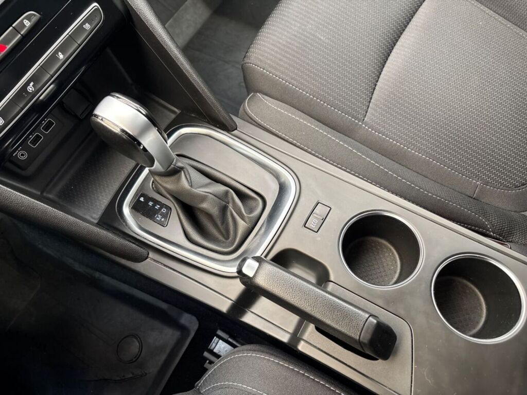 Renault Megane 2022 Valkoinen