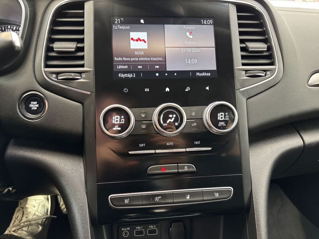 Renault Megane 2022 Valkoinen