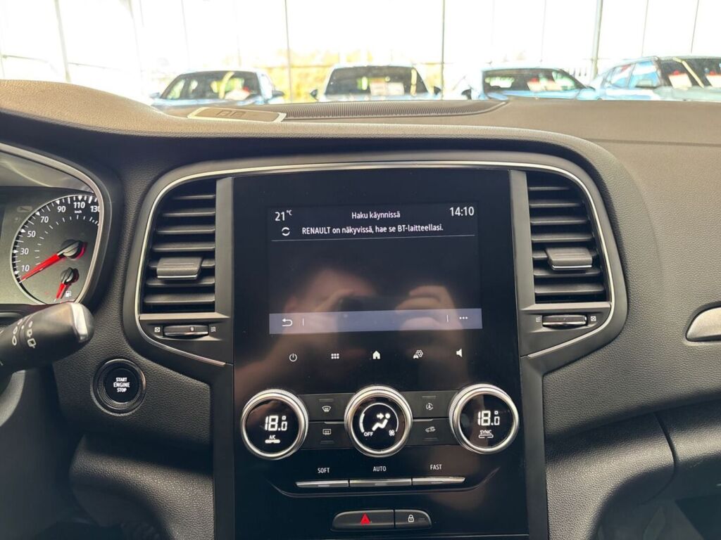 Renault Megane 2022 Valkoinen