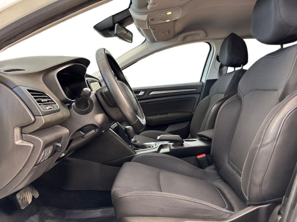 Renault Megane 2022 Valkoinen