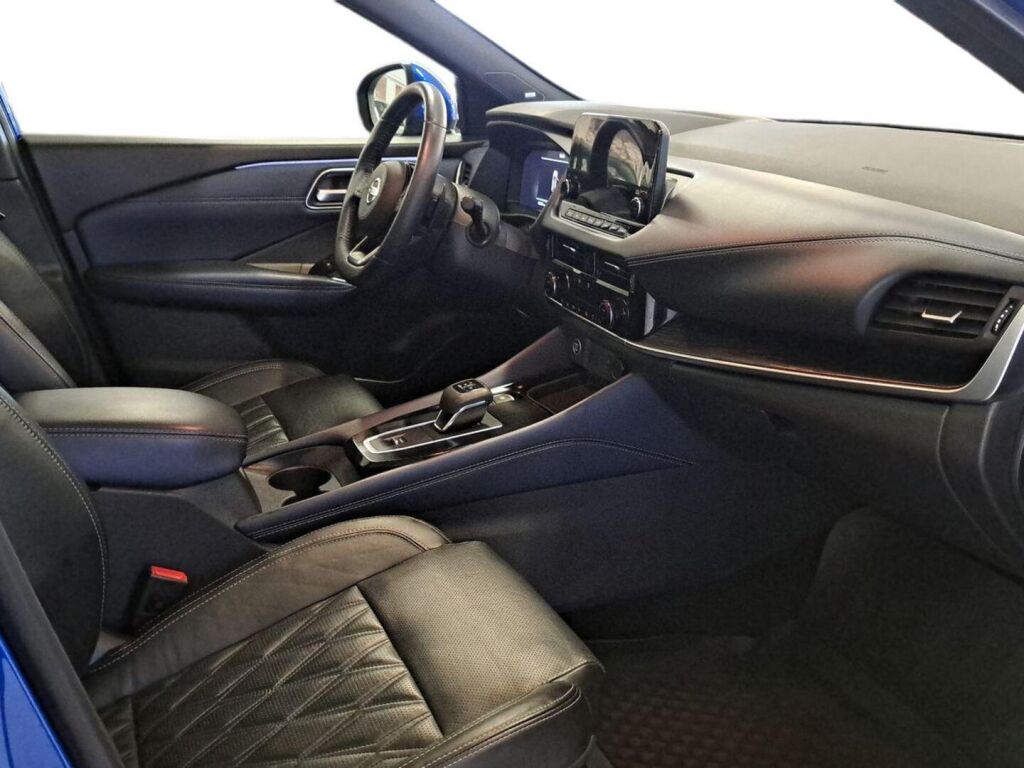 Nissan Qashqai 2022 Sininen