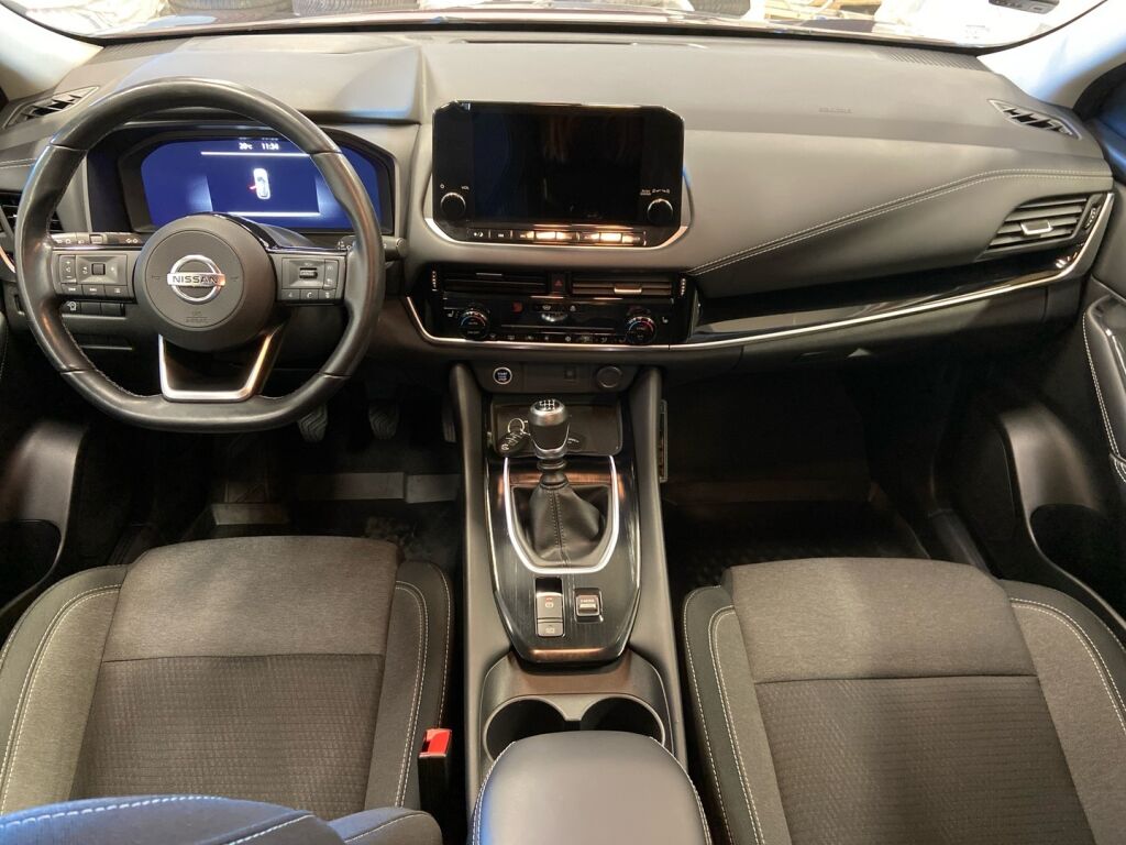 Nissan Qashqai 2021 Punainen