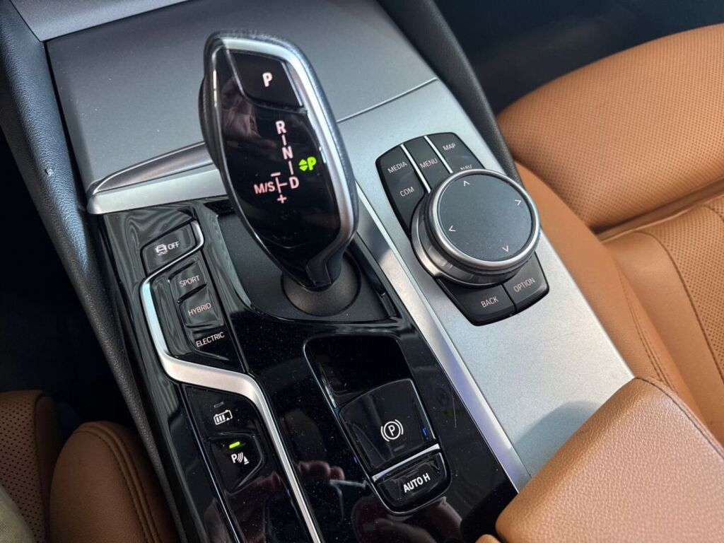 BMW 530 2021 Harmaa