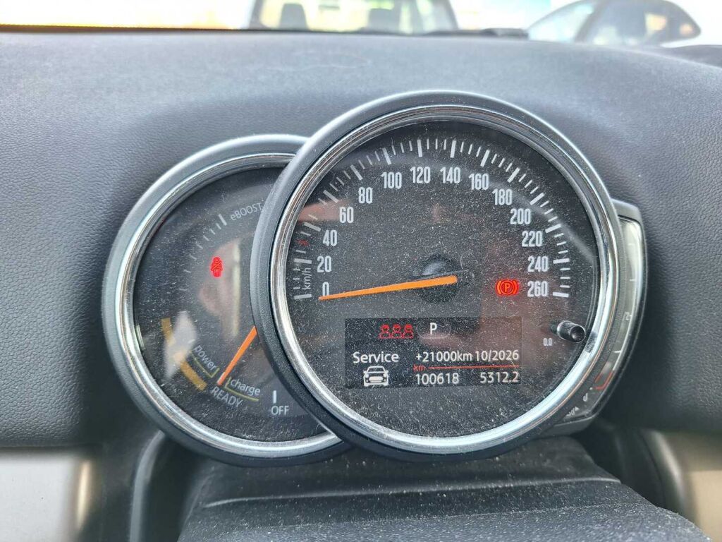 Mini Countryman 2018 Vihreä