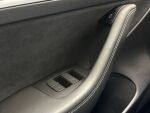 Tesla Model 3 2021 Musta