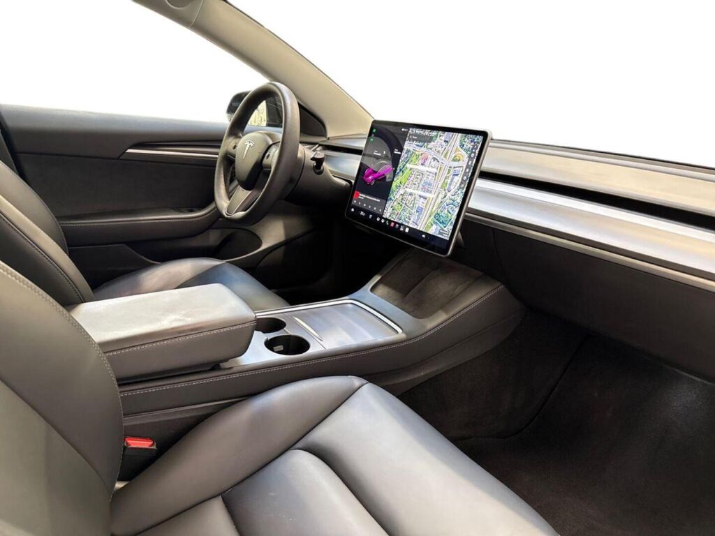 Tesla Model 3 2021 Musta