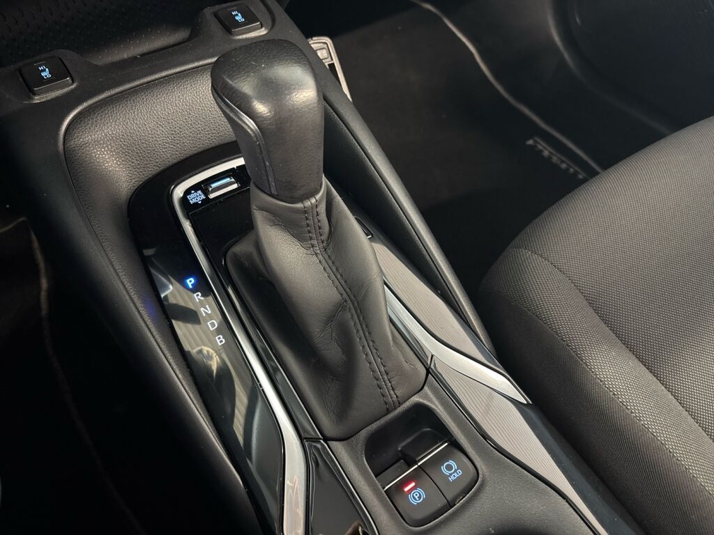 Toyota Corolla 2022 Ruskea (beige)