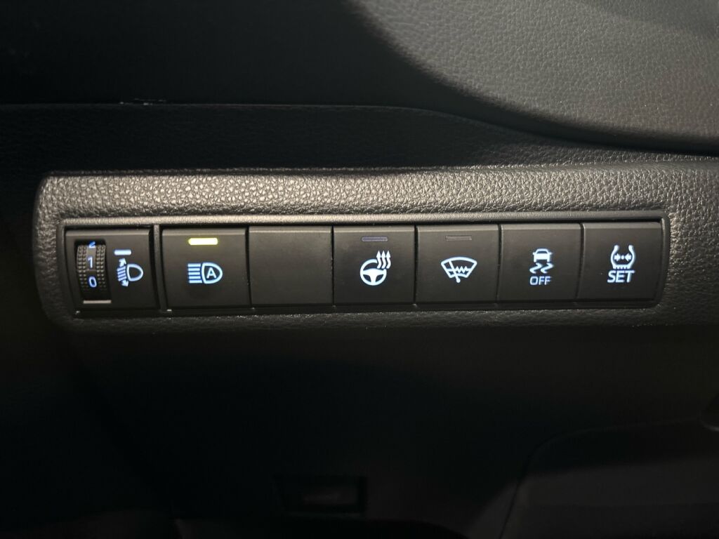 Toyota Corolla 2022 Ruskea (beige)