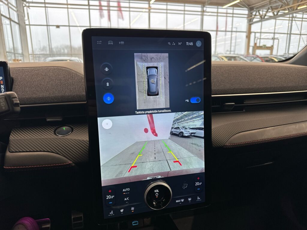 Ford Mustang Mach-E 2022 Punainen