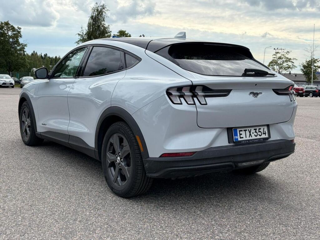 Ford Mustang Mach-E 2022, kuva 4/9