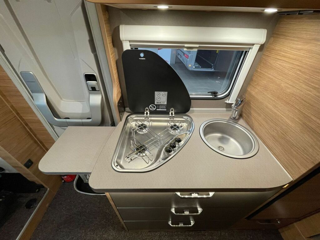 Weinsberg CaraCompact 600 MEG Edition Pepper 2021 Valkoinen